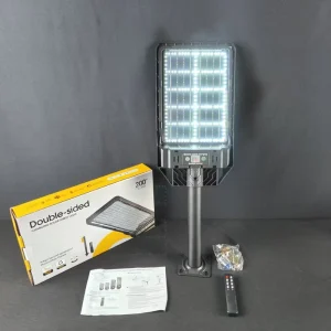 200W High Efficiency Customizable Solar Street Light Outdoors Solar Panels Can Be Charged on Both Sides