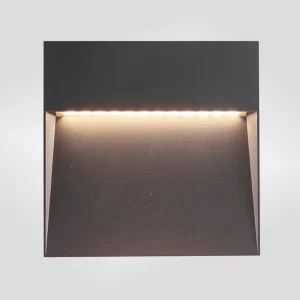 Architectural Outdoor Wall Mounted Step Light for Staircase and Pathway Lighting