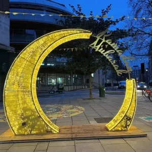 City Square Ramadan Display Custom Moon Motif Light for Corporate Headquarters Decor