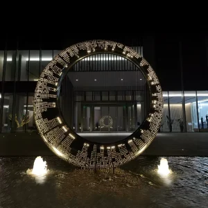 DC Powered LED Circular Stainless Steel Garden Statue IP65 Outdoor Sculpture with Garden Lights for Hotels
