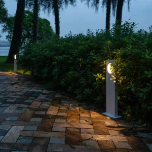 Decorative Die-cast Aluminum Outdoor I Shape Downward Waterproof Ip65 Bollard Led Lawn Garden Light