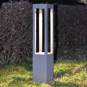 Factory Customization CE 7W LED Outdoor Bollard Light Elegant Pillar Light for Lawn Easy Installation and Durable Design