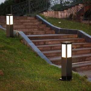 Modern IP55 LED Solar Lawn Light Waterproof Outdoor Garden Landscape with Square Iron Art Design
