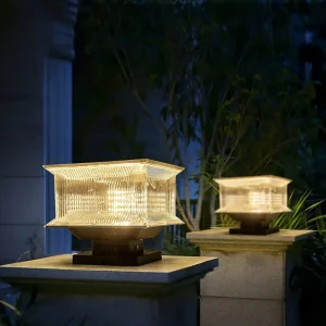 Outdoor Solar Pillar Light Waterproof LED Gate Post Cap Lamp Smart Control Solar Garden Fence Light for Yard Patio Porch