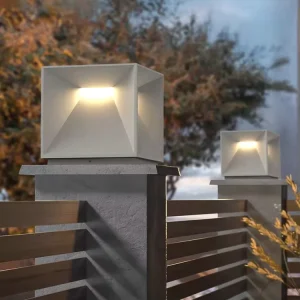 Outdoor Waterproof IP65 LED Solar Column Head Lights Solar Light for Villa Courtyard Gate Fence & Courtyard