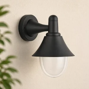 P816 Outdoor Carriage Plastic Garden Lantern Wall Lamp
