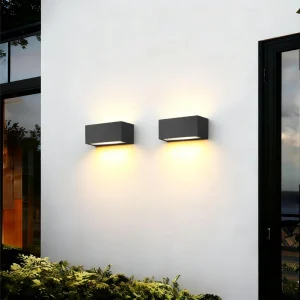 Square Shape IP65 Waterproof Decoration Black Aluminum Lamp Body Surface Mounted Up and Down Light LED Wall Light
